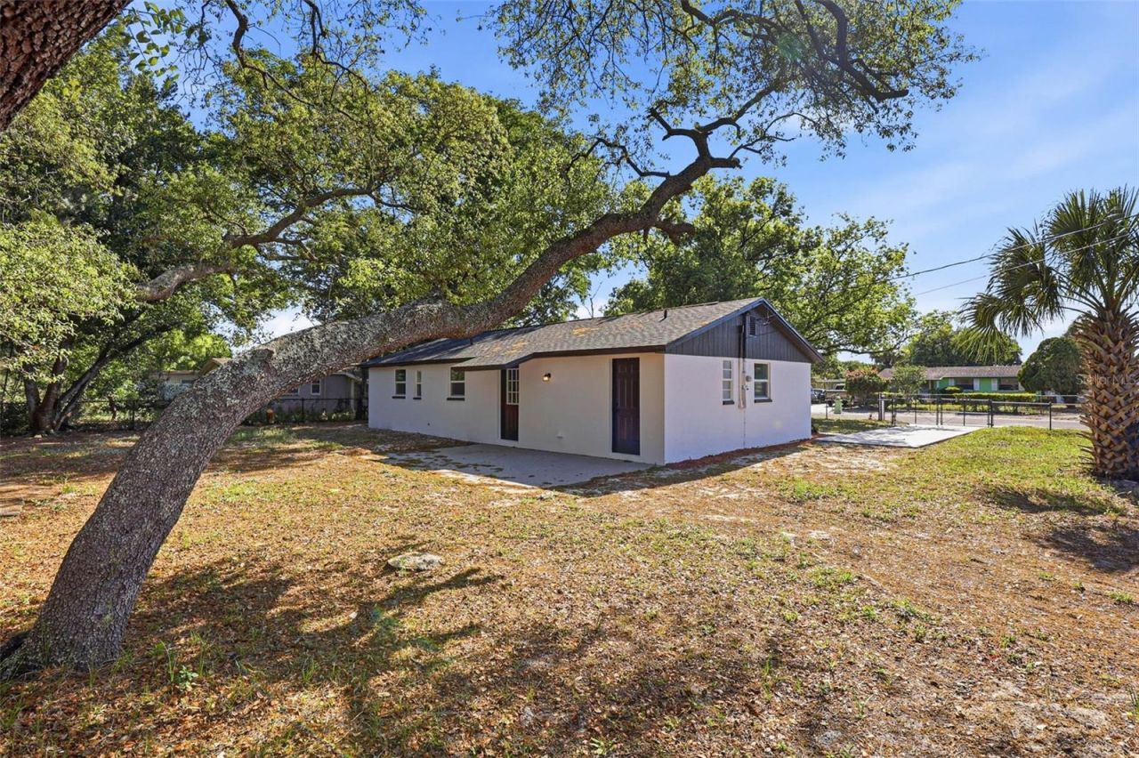 3207 Dodge Street , Tampa, FL 33605 Photo