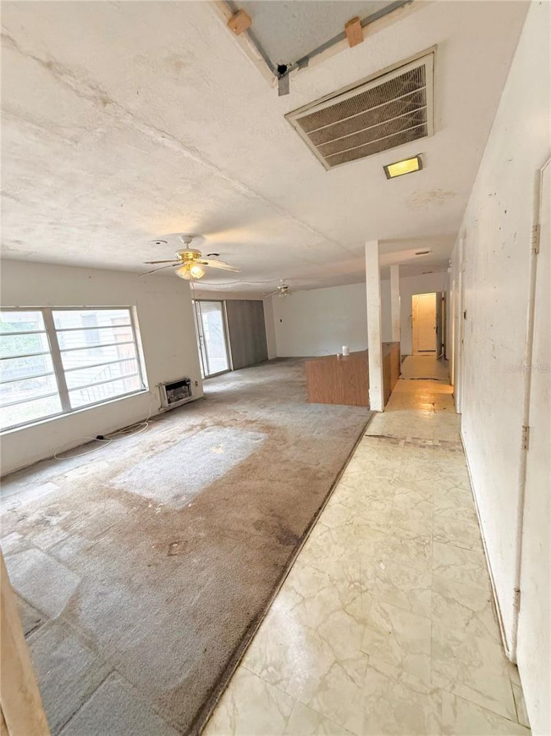 400 Lake Maggiore Boulevard S, Saint Petersburg, FL 33705 Photo