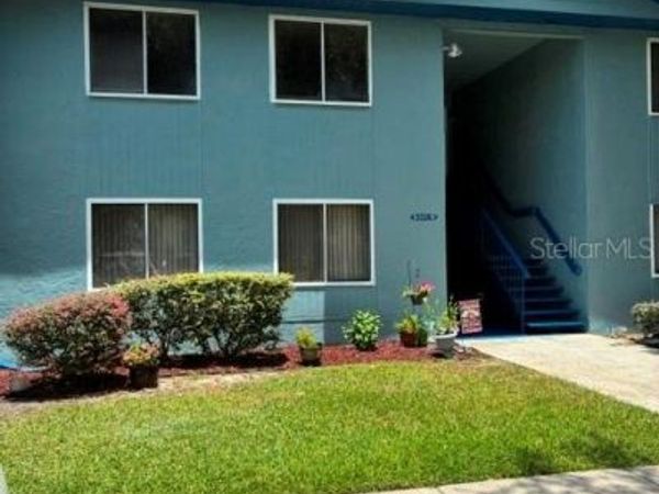513 FAIRWAYS CIRCLE, Unit B, OCALA, FL 34472