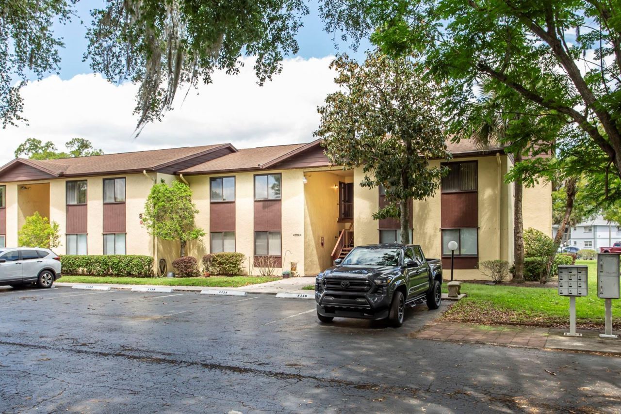 513 Fairways Circle , Unit B, Ocala, FL 34472 Photo