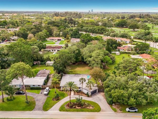 4330 SW 7th St , Plantation, FL 33317