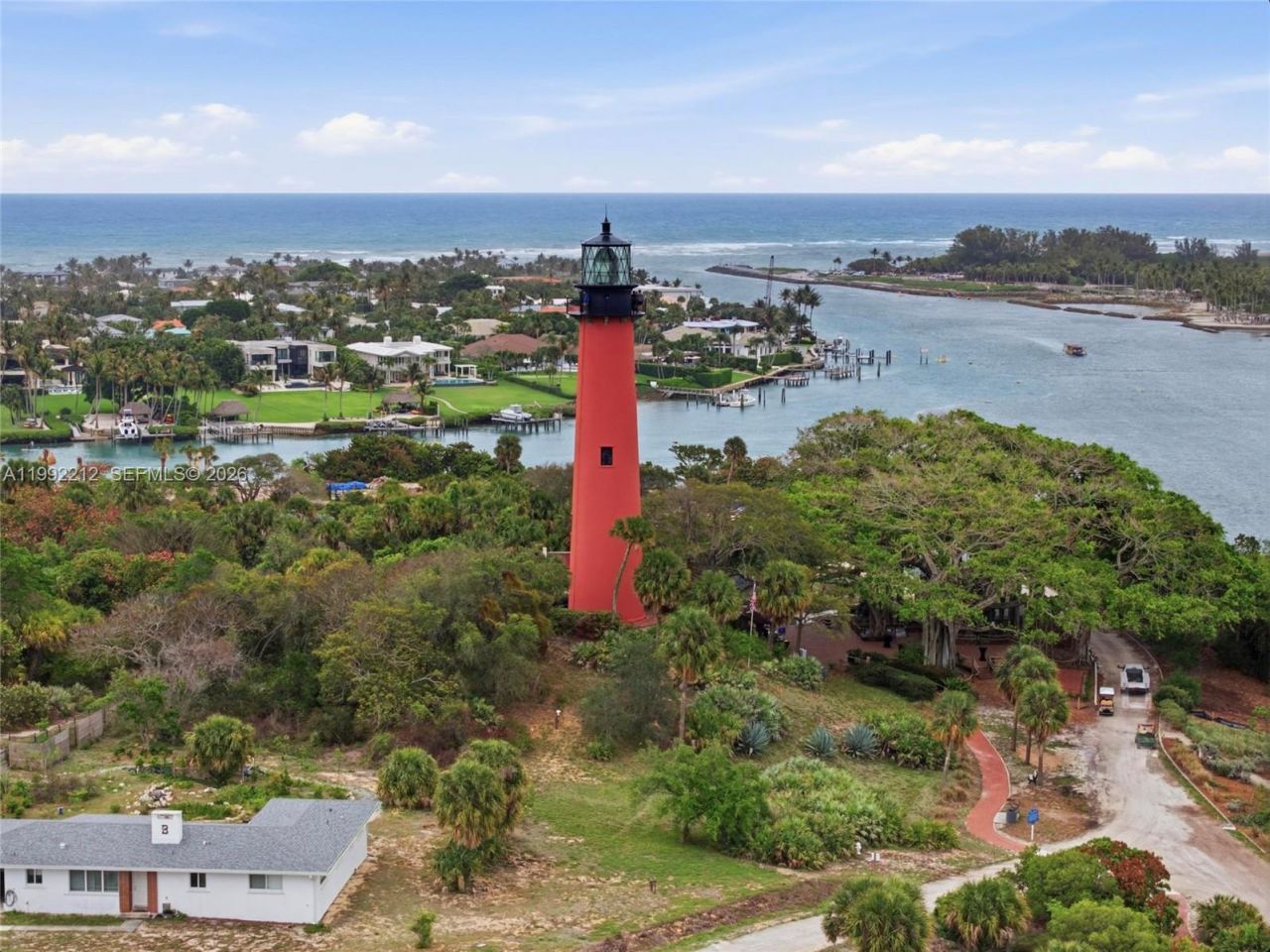 18546 Lake Bend Dr, Jupiter, FL 33458 Photo