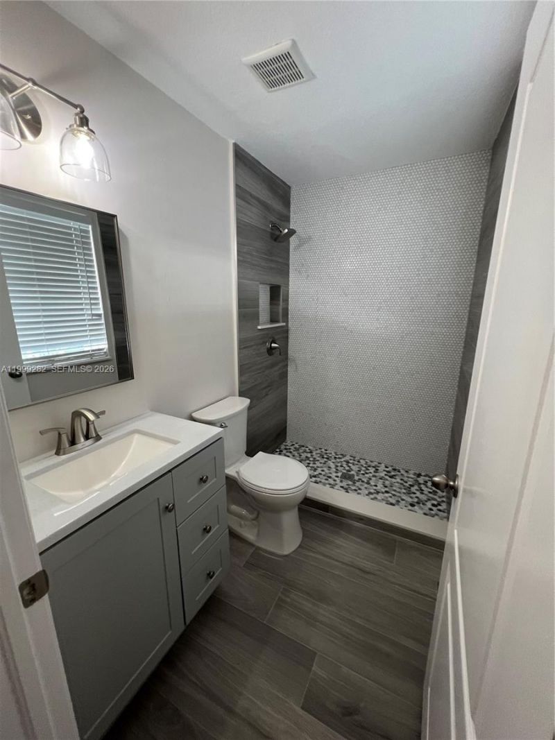7319 NW 174th Ter, Unit 103, Hialeah, FL 33015 Photo