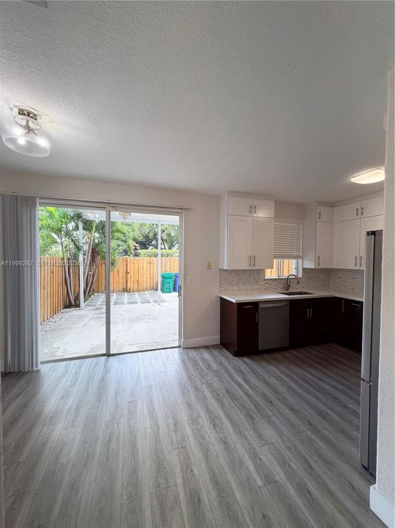 7319 NW 174th Ter, Unit 103, Hialeah, FL 33015 Photo