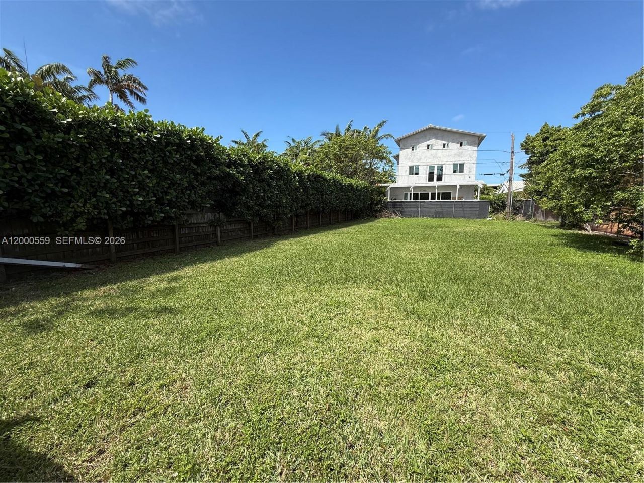 9308 Harding Ave, Surfside, FL 33154 Photo