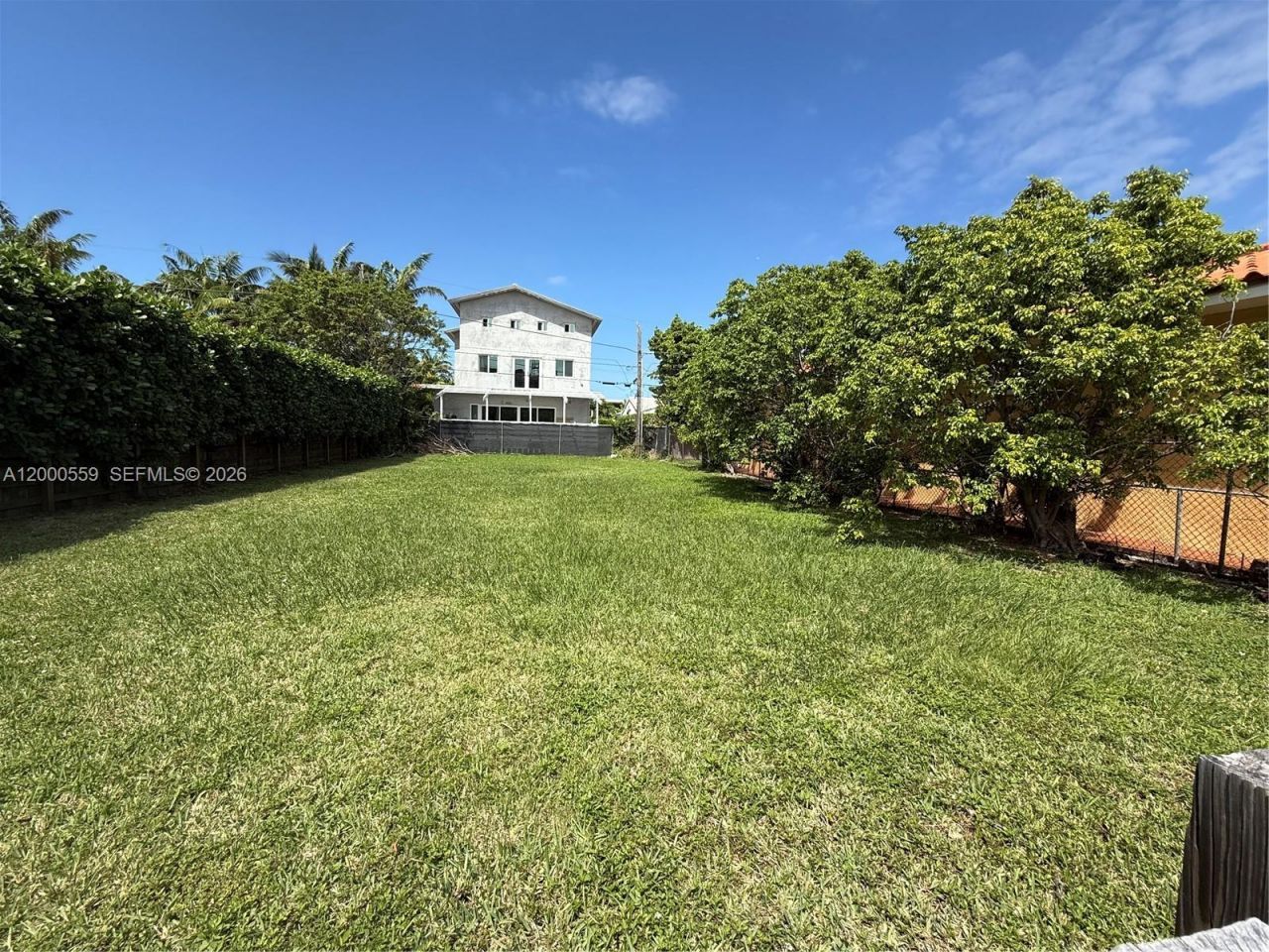 9308 Harding Ave, Surfside, FL 33154 Photo