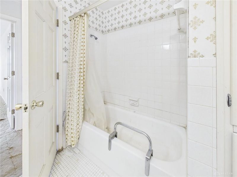 239 Hickory Drive, Greenville, OH 45331 Photo 18