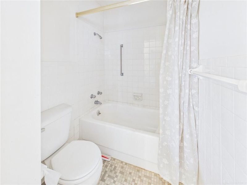 239 Hickory Drive, Greenville, OH 45331 Photo 24