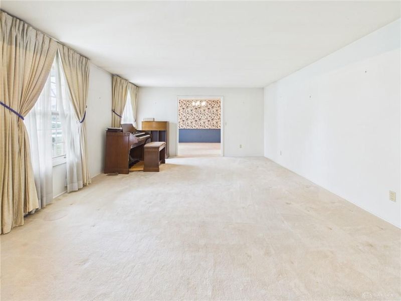 239 Hickory Drive, Greenville, OH 45331 Photo 3