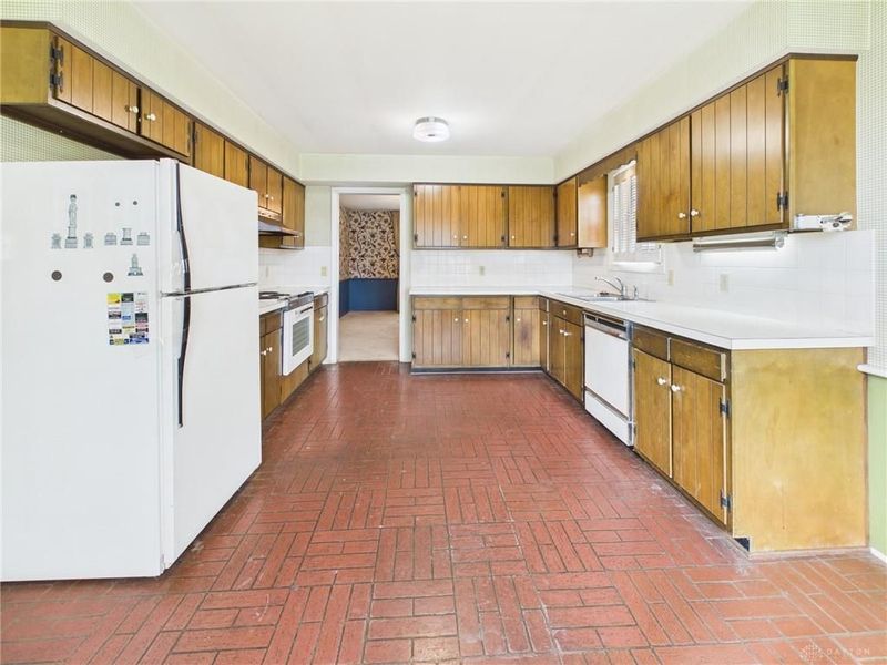 239 Hickory Drive, Greenville, OH 45331 Photo 7