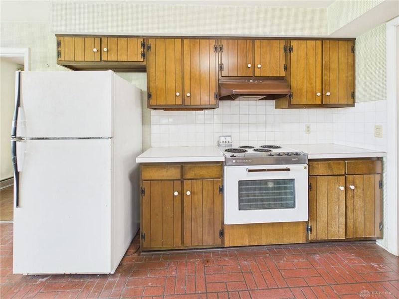 239 Hickory Drive, Greenville, OH 45331 Photo 8