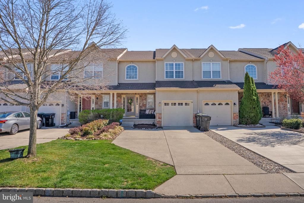 41 Zion Drive, Berlin, NJ 08009 Main Photo