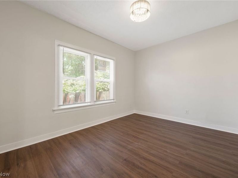 3909 Daisy Avenue, Unit 3911, Cleveland, OH 44109 Photo 24