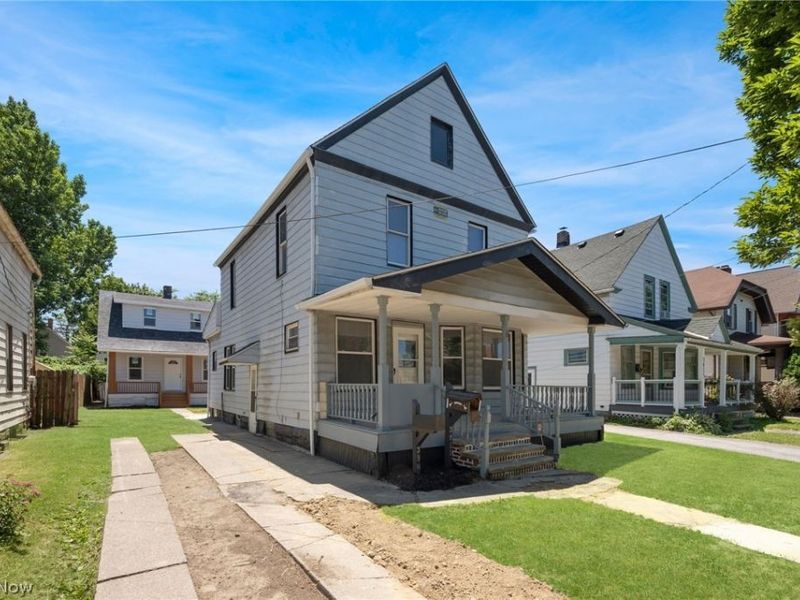 3909 Daisy Avenue, Unit 3911, Cleveland, OH 44109 Photo 3