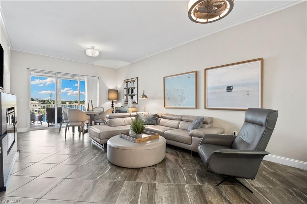 9380 Gulf Shore Dr , Unit 402, Naples, FL 34108 Photo