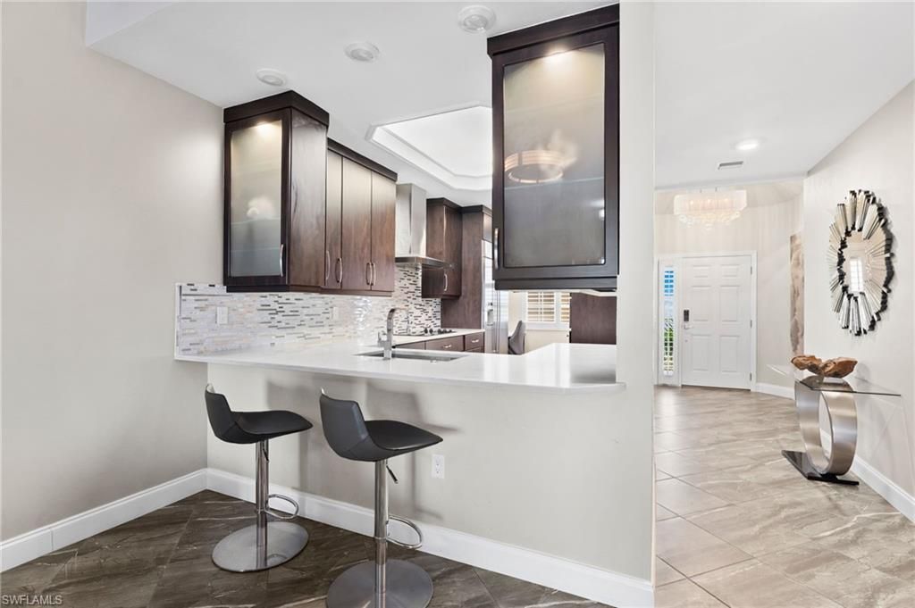 9380 Gulf Shore Dr , Unit 402, Naples, FL 34108 Photo