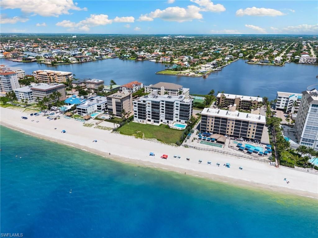 9380 Gulf Shore Dr , Unit 402, Naples, FL 34108 Photo