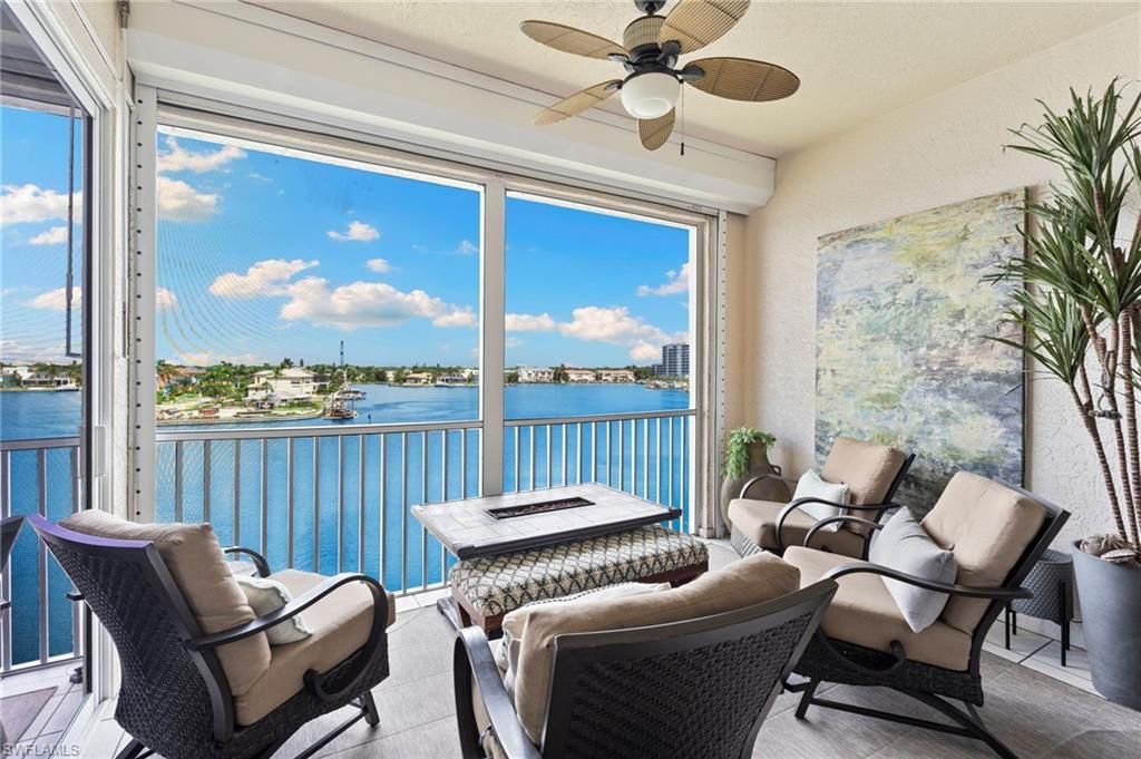 9380 Gulf Shore Dr , Unit 402, Naples, FL 34108 Photo