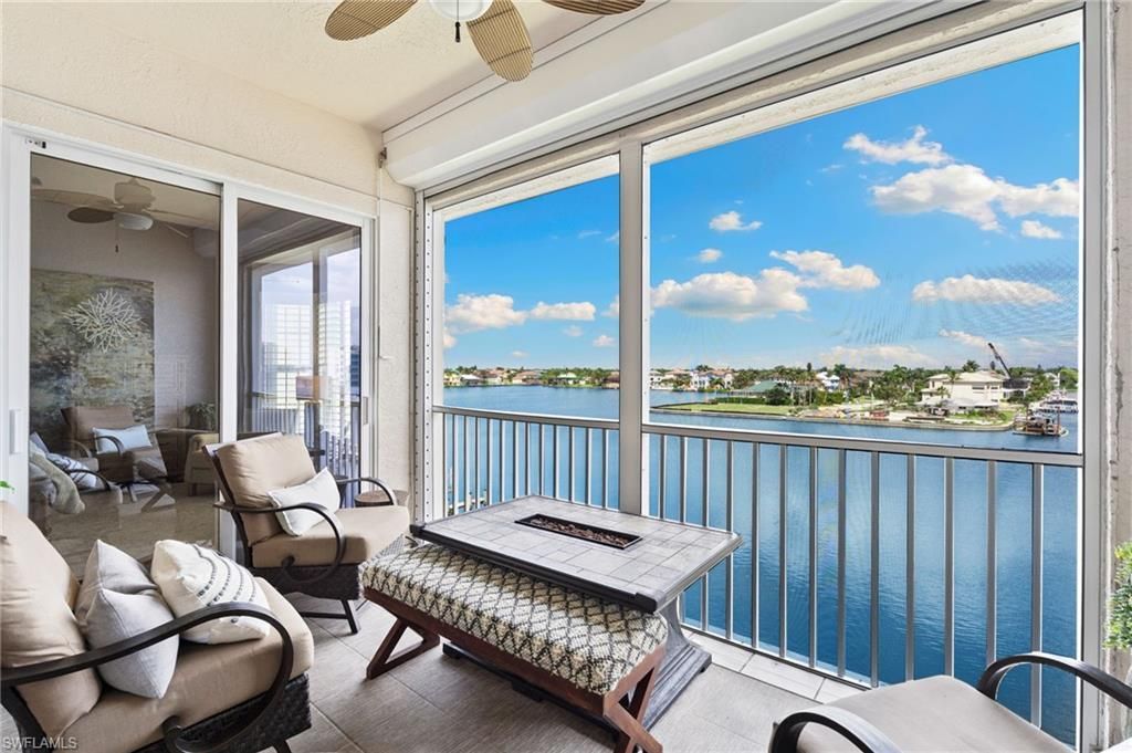 9380 Gulf Shore Dr , Unit 402, Naples, FL 34108 Photo