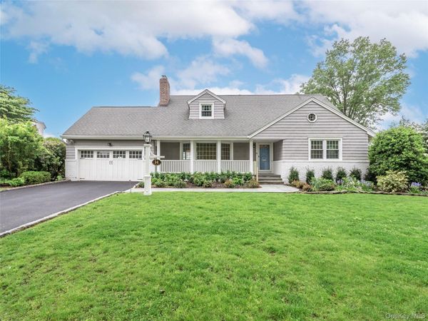 14 Saint Paul's Place , Garden City, NY 11530