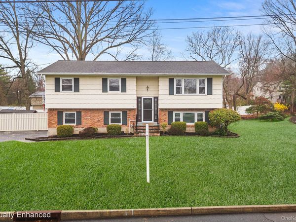 31 Bluebird Drive , Congers, NY 10920