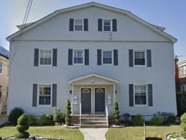 24 Lyons Pl, Elizabeth, NJ 07202