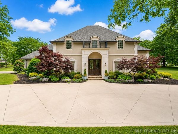 6960 Foxbriar Drive, Tulsa, OK 74132