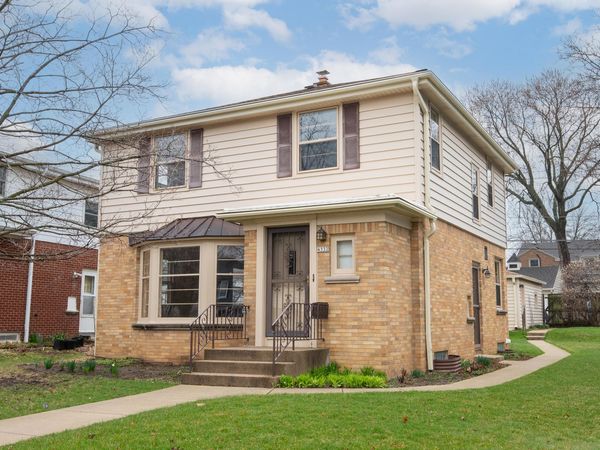 4332 N Sheffield Ave, Shorewood, WI 53211