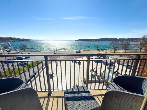 300 Wrigley Dr, Unit 418, Lake Geneva, WI 53147