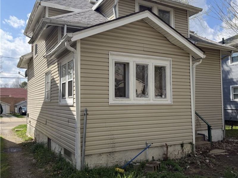 633 Madison Avenue, Akron, OH 44320 Photo 3