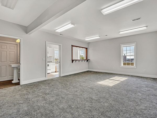 701 Salem AVE SW, Roanoke, VA 24016