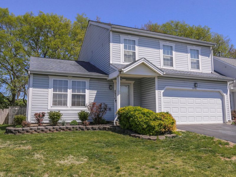 5976 Leafridge Lane, Columbus, OH 43232 Photo 2