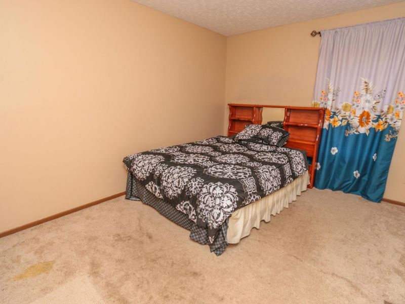 5976 Leafridge Lane, Columbus, OH 43232 Photo 29