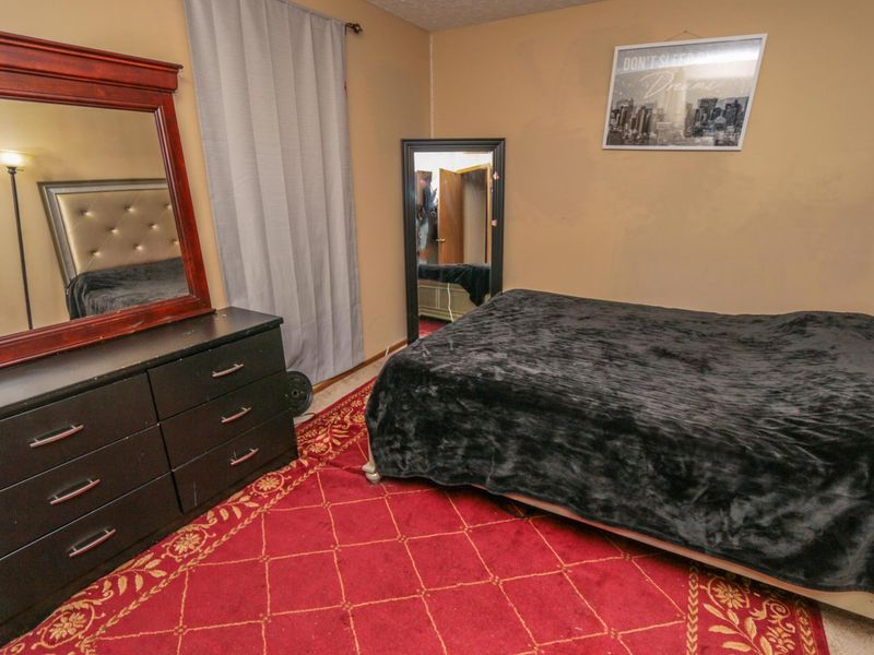 5976 Leafridge Lane, Columbus, OH 43232 Photo 32