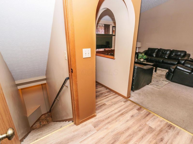 5976 Leafridge Lane, Columbus, OH 43232 Photo 33