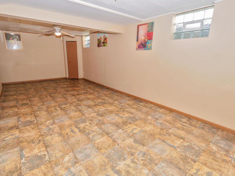 5976 Leafridge Lane, Columbus, OH 43232 Photo 39