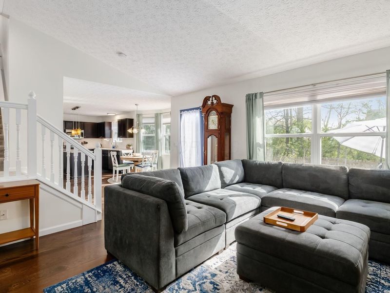 2114 Stoneside Drive, Hilliard, OH 43026 Photo 10