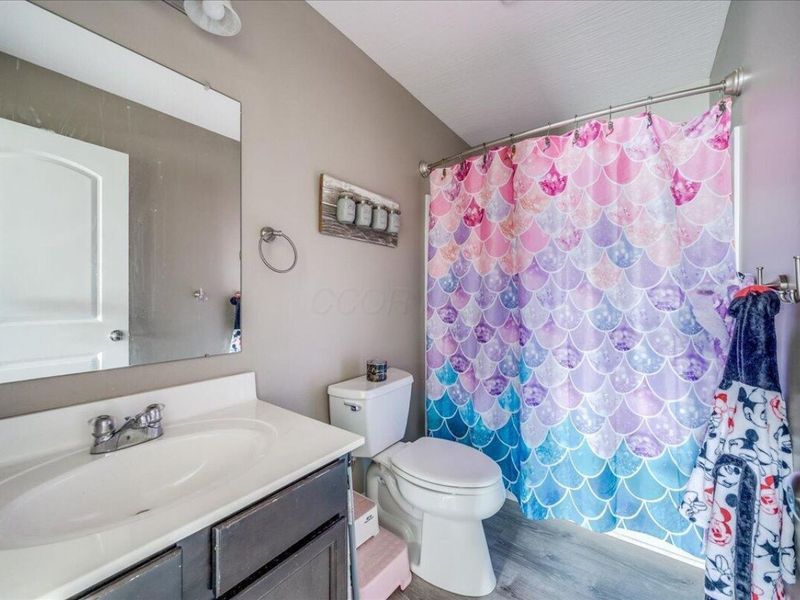 182 Honey Locust Lane, Commercial Point, OH 43116 Photo 13