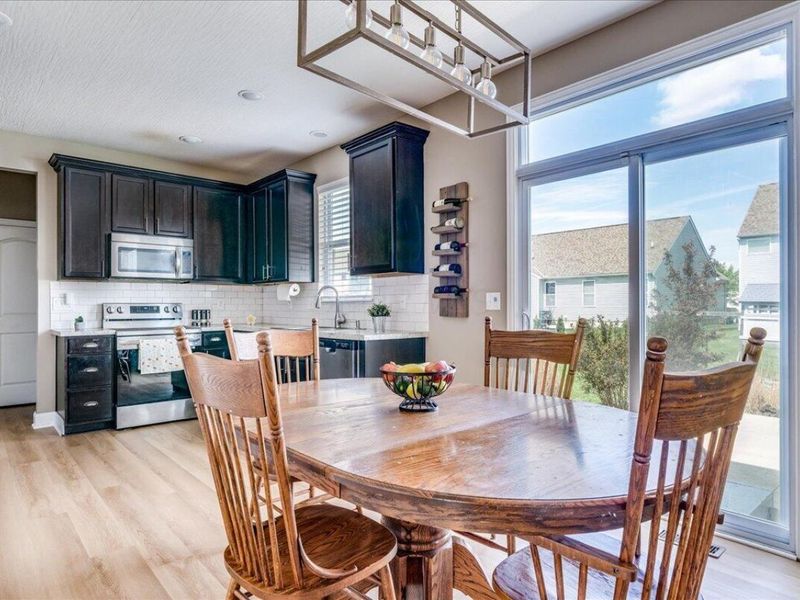 182 Honey Locust Lane, Commercial Point, OH 43116 Photo 3