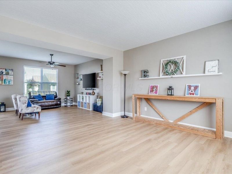 182 Honey Locust Lane, Commercial Point, OH 43116 Photo 32