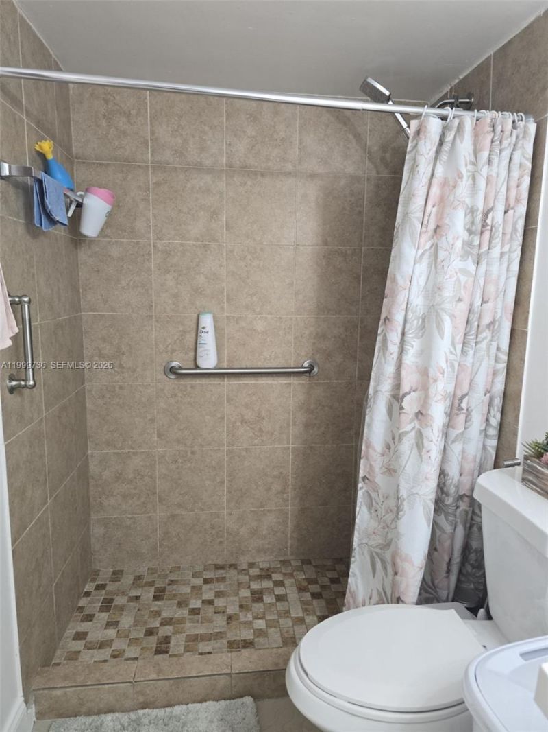 10786 N Kendall Dr, Unit D5, Miami, FL 33176 Photo