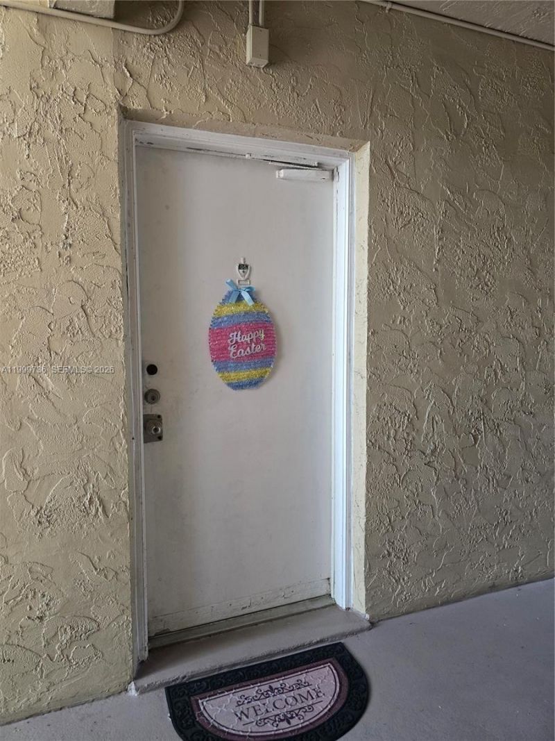 10786 N Kendall Dr, Unit D5, Miami, FL 33176 Photo