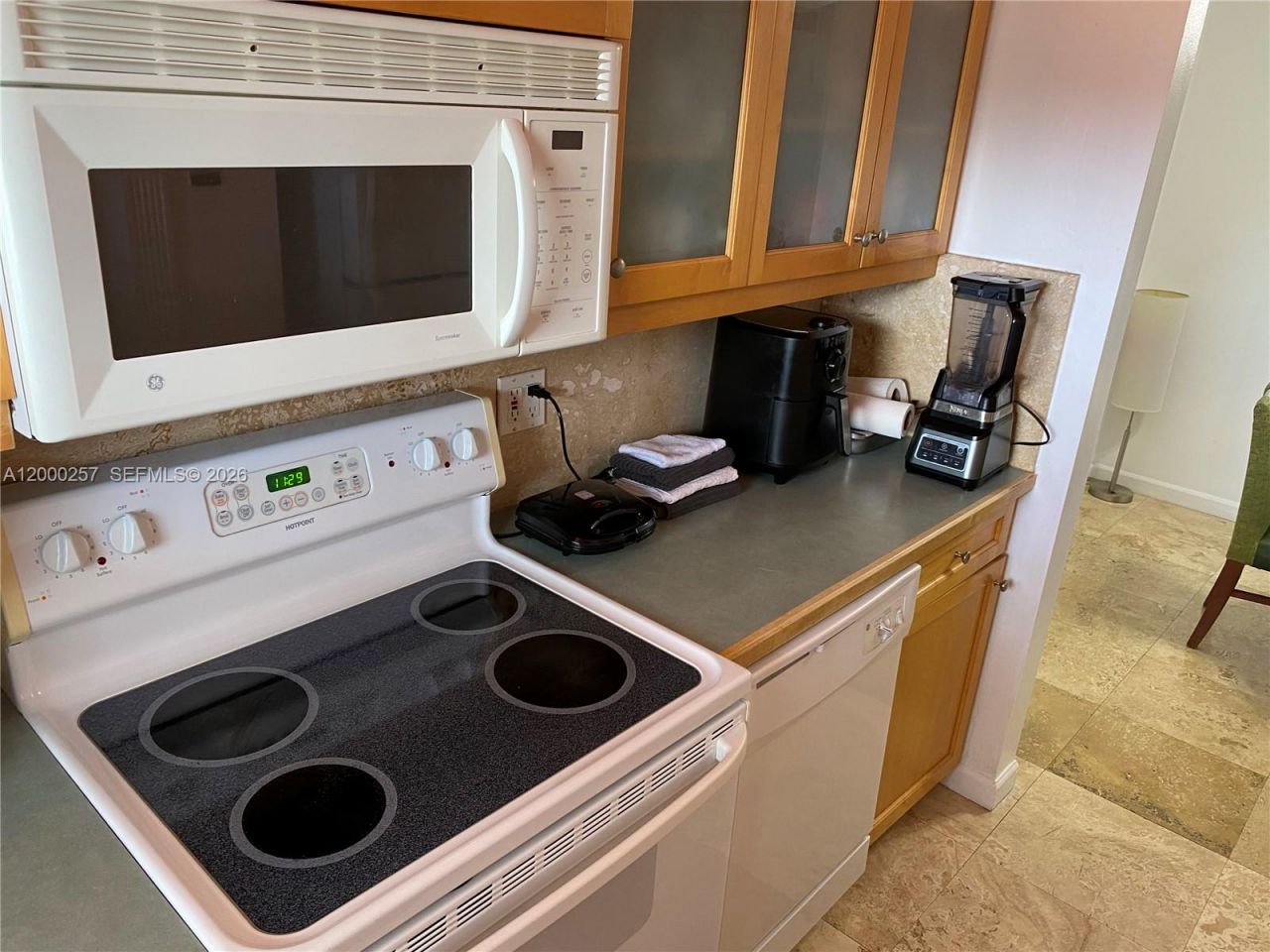 250 Layne Blvd, Unit 110, Hallandale Beach, FL 33009 Photo