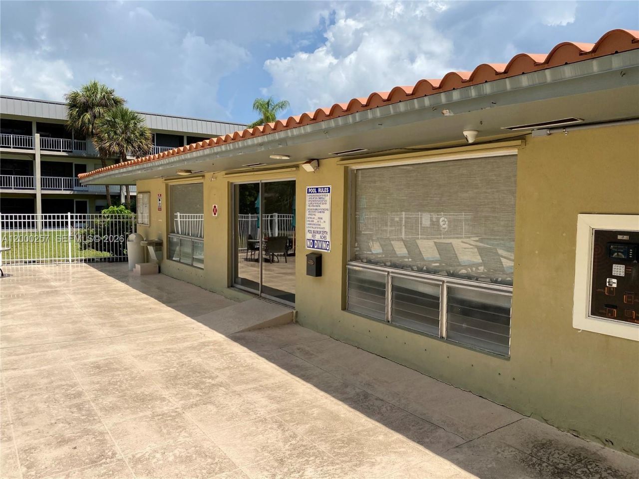 250 Layne Blvd, Unit 110, Hallandale Beach, FL 33009 Photo