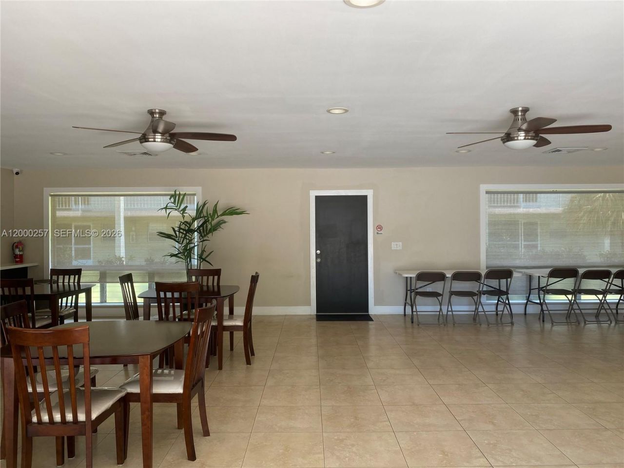 250 Layne Blvd, Unit 110, Hallandale Beach, FL 33009 Photo