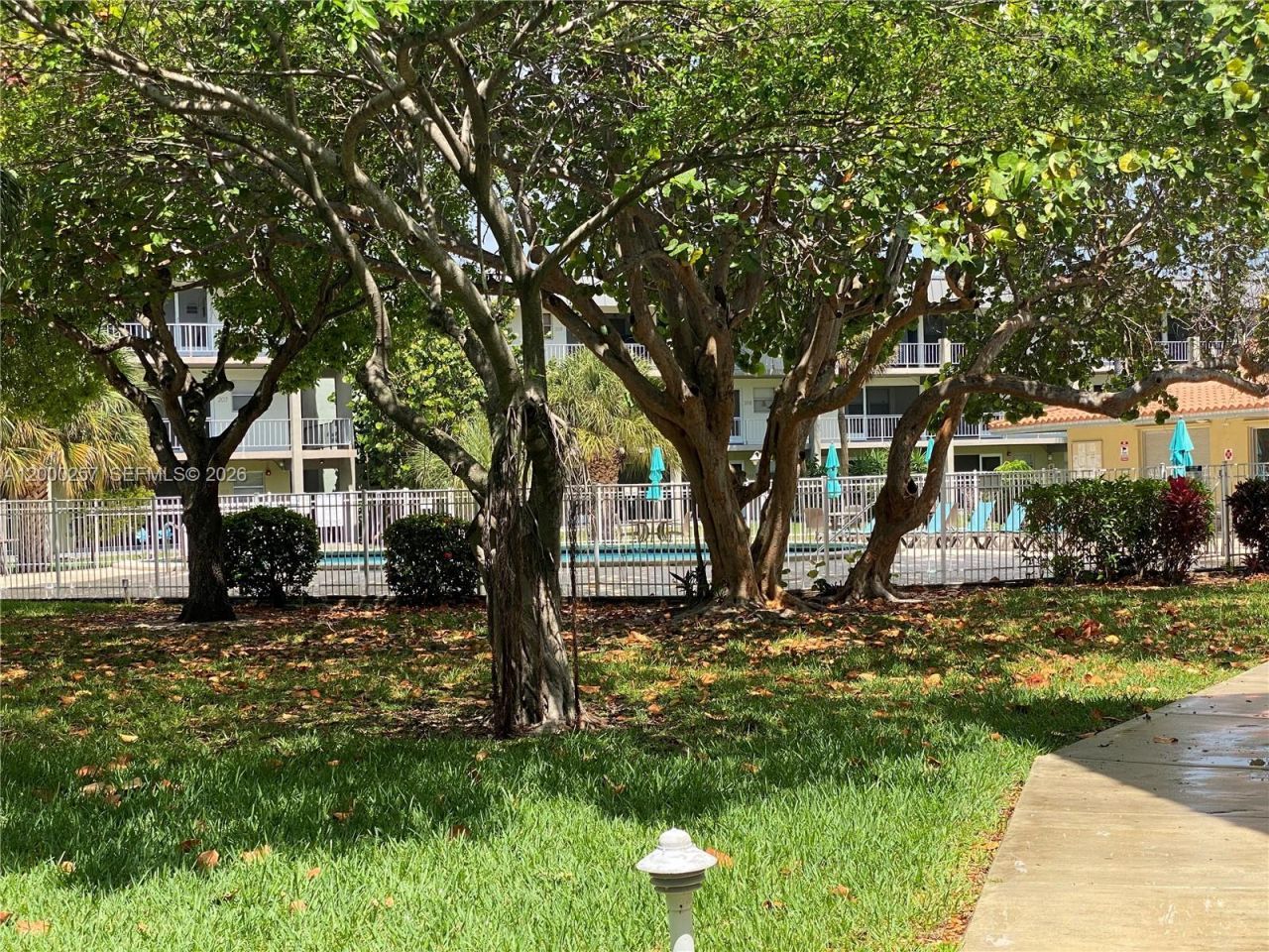 250 Layne Blvd, Unit 110, Hallandale Beach, FL 33009 Photo