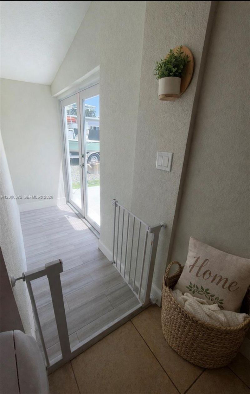 6497 W 8th Ln, Unit 6497, Hialeah, FL 33012 Photo