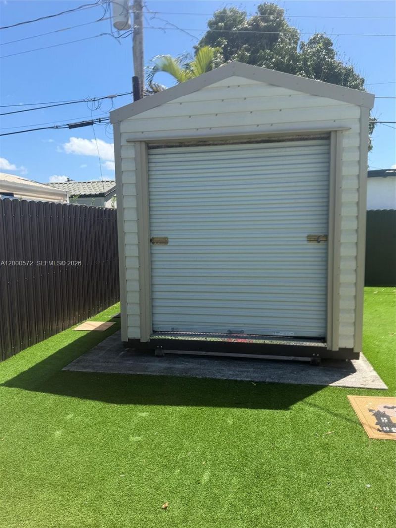 6497 W 8th Ln, Unit 6497, Hialeah, FL 33012 Photo