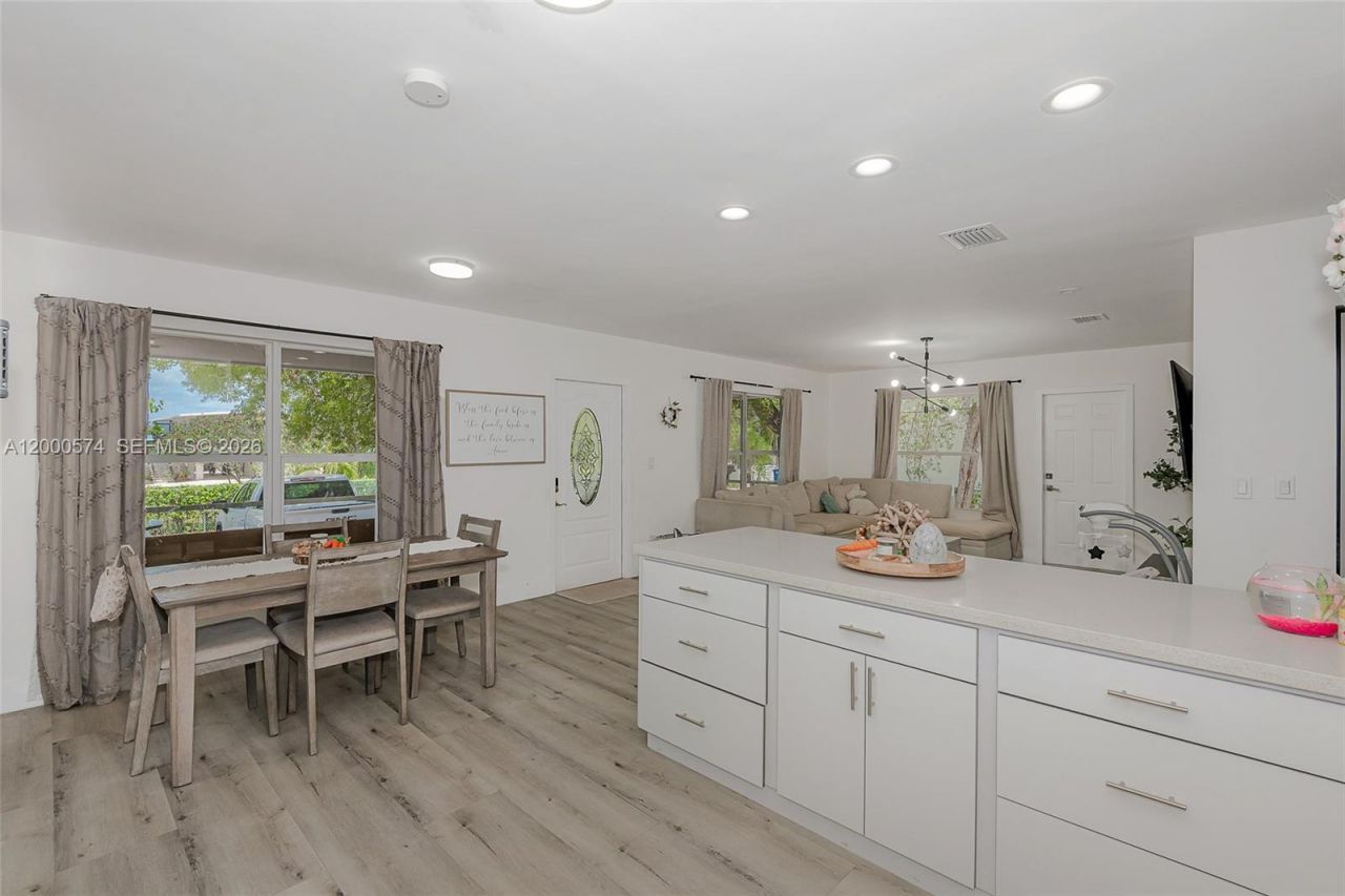 367 Buttonwood Shores Dr, Key Largo, FL 33037 Photo