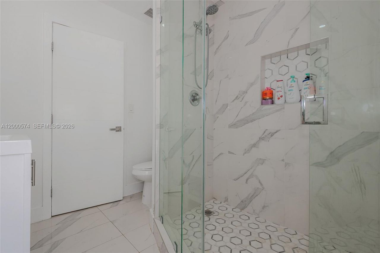 367 Buttonwood Shores Dr, Key Largo, FL 33037 Photo